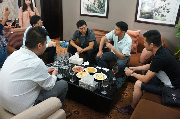 图尔桑葡萄酒品酒会